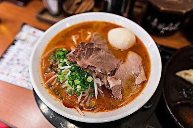 粉丝玩家展示自己任天堂主机收藏引热议 型号几乎齐全